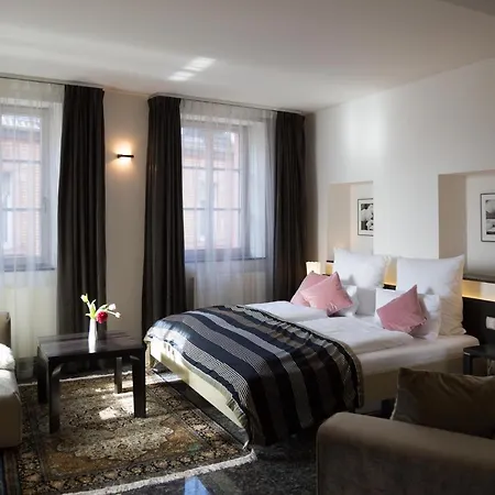 Hotel Trip Kaiser & Restaurant Heidelberg-schriesheim 4*