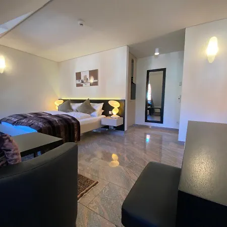 Trip Kaiser & Restaurant Heidelberg-schriesheim 4* 슈리스하임